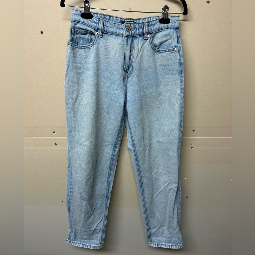 2/$20❤️- JEANS | Women’s Joe Fresh Mom fit jeans size 28